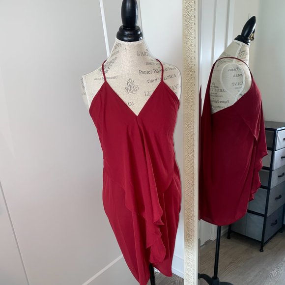 Red Dress - Picture 3 of 7